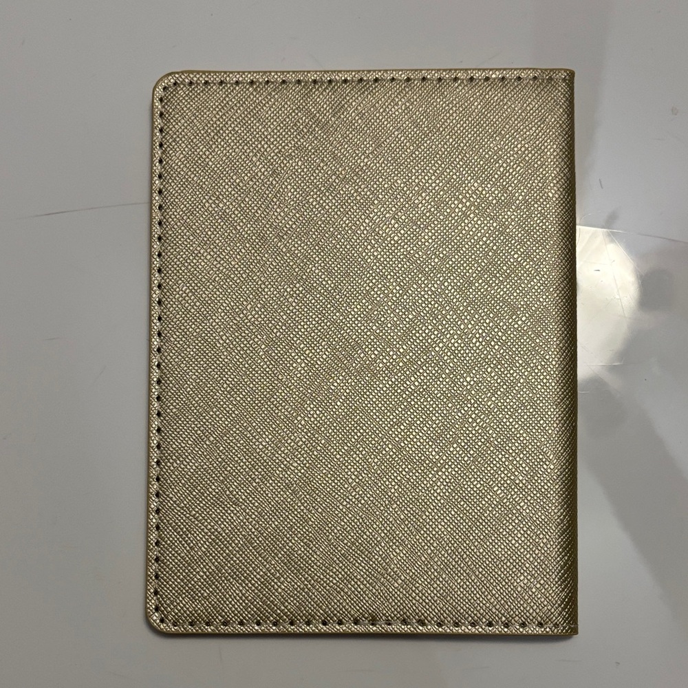 Gold Passport Holder - Picture 5 of 7